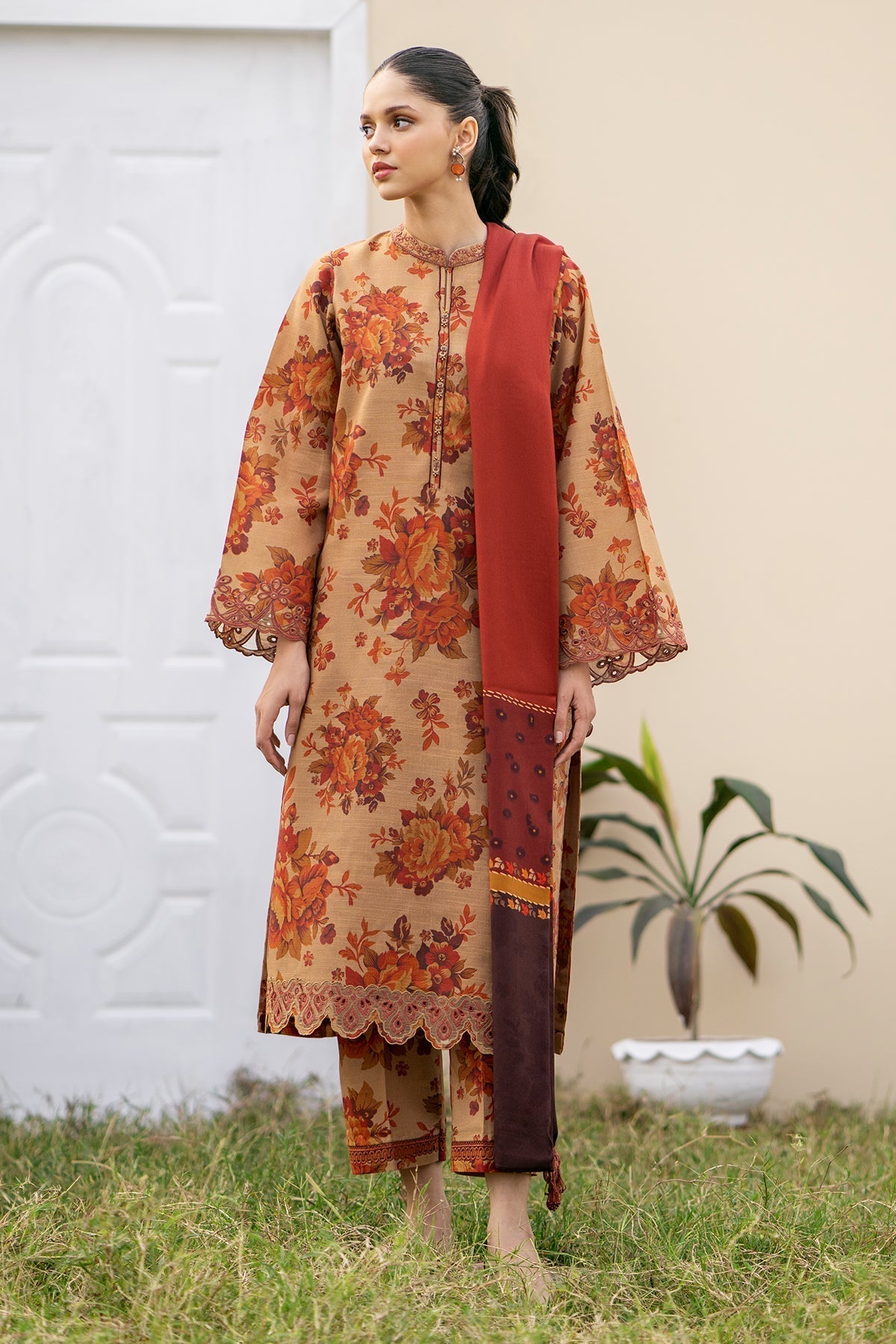 BAROQUE - 3PC KHADDAR PRINTED SHIRT WITH KHADDAR PRINTED DUPATTA AND TROUSER - HZG1458