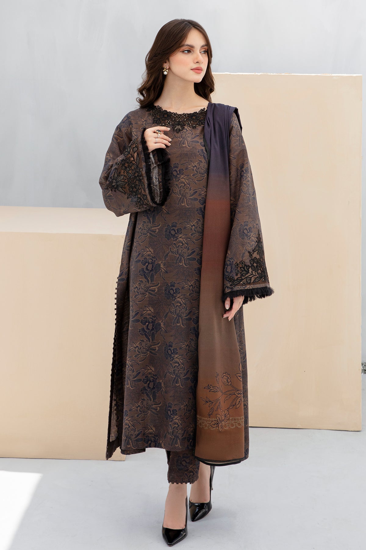 BAROQUE - 3PC KARANDI PRINTED SHIRT WITH KARANDI PRINTED DUPATTA AND TROUSER - HZG1408