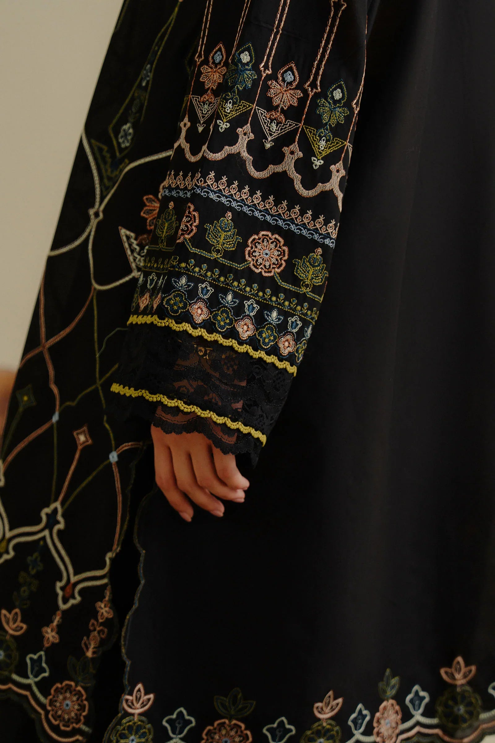 ZARA SHAH JAHAN - 3PC LAWN EMBROIDERED SHIRT WITH CHIFFON EMBROIDERED DUPATTA AND TROUSER - HZG2280
