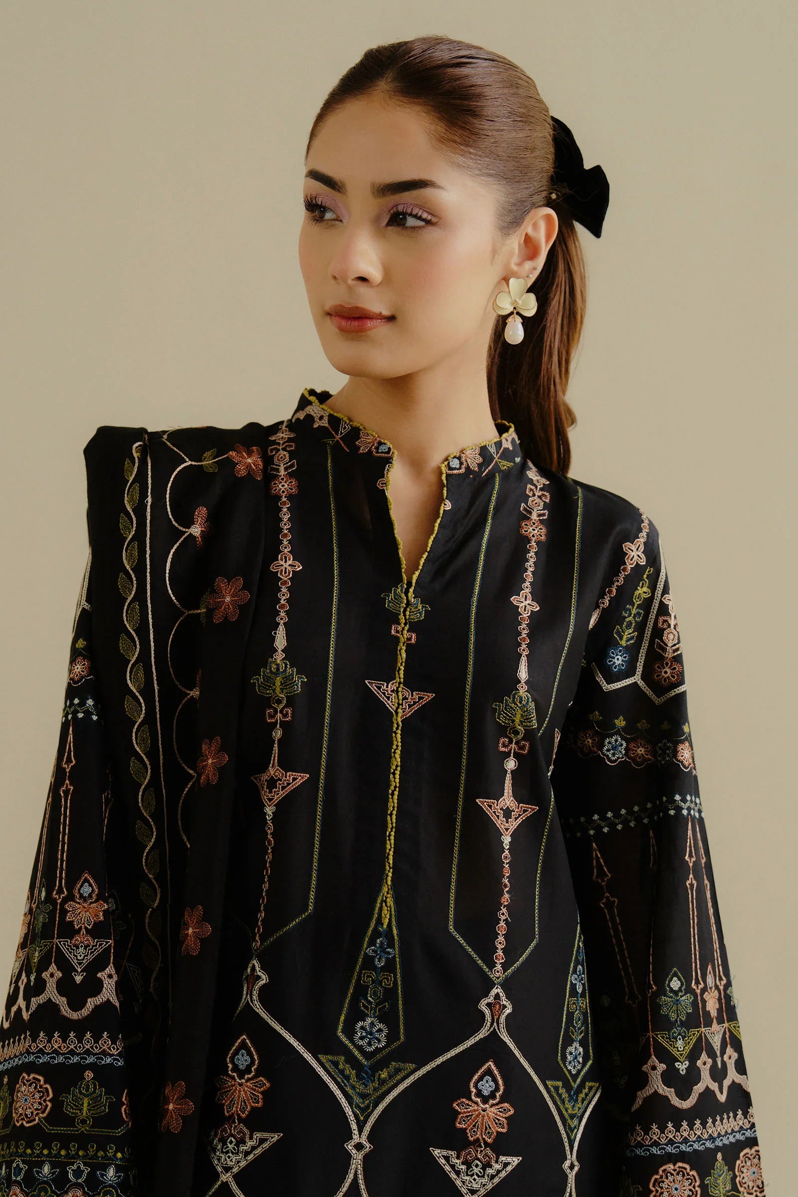 ZARA SHAH JAHAN - 3PC LAWN EMBROIDERED SHIRT WITH CHIFFON EMBROIDERED DUPATTA AND TROUSER - HZG2280