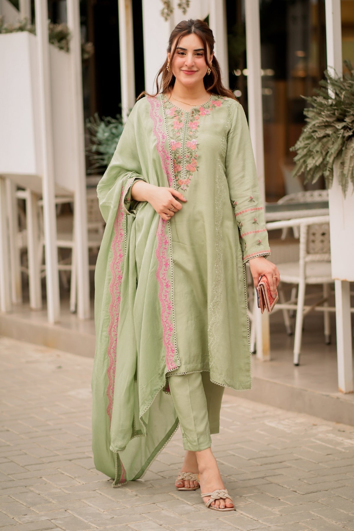 GARNET - 3PC LAWN EMBROIDERED SHIRT WITH CHIFFON EMBROIDERED DUPATTA AND TROUSER - HZG1602