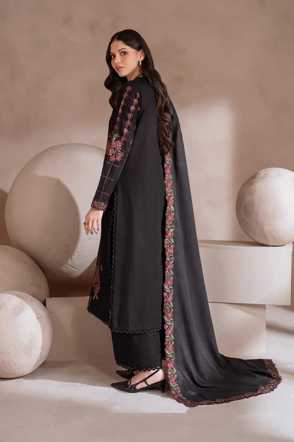 IZNIK - 3PC DHANAK EMBROIDERED SHIRT WITH CHIFFON EMBROIDERED DUPATTA  AND TROUSER - HZG2041