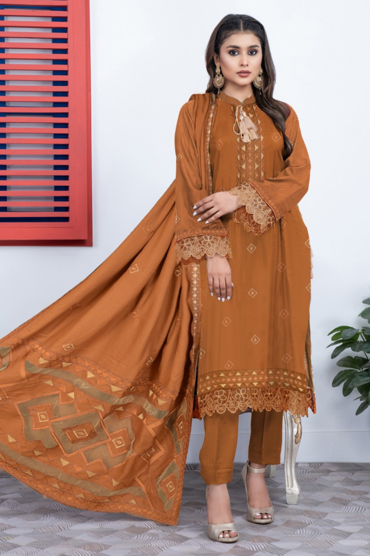BAKHIYA - 3PC DHANAK EMBROIDERED SHIRT WITH CUTWORK DHANAK EMBROIDERED SHAWL AND TROUSER - HZG1982