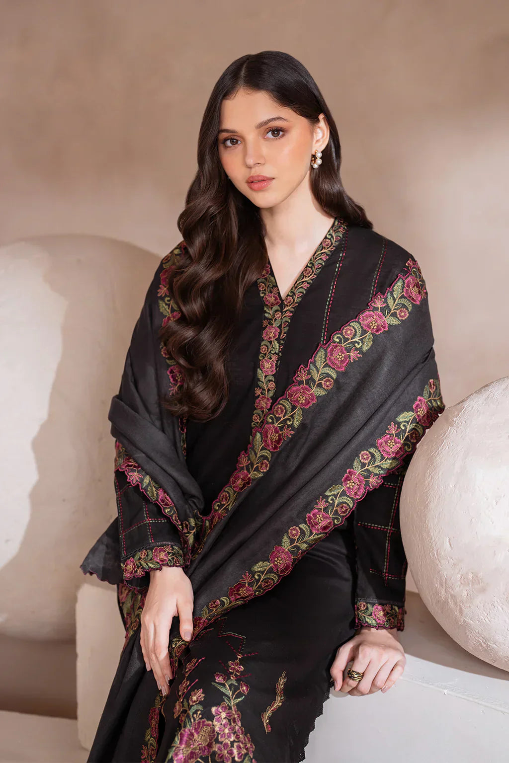 IZNIK - 3PC DHANAK EMBROIDERED SHIRT WITH CHIFFON EMBROIDERED DUPATTA  AND TROUSER - HZG2041