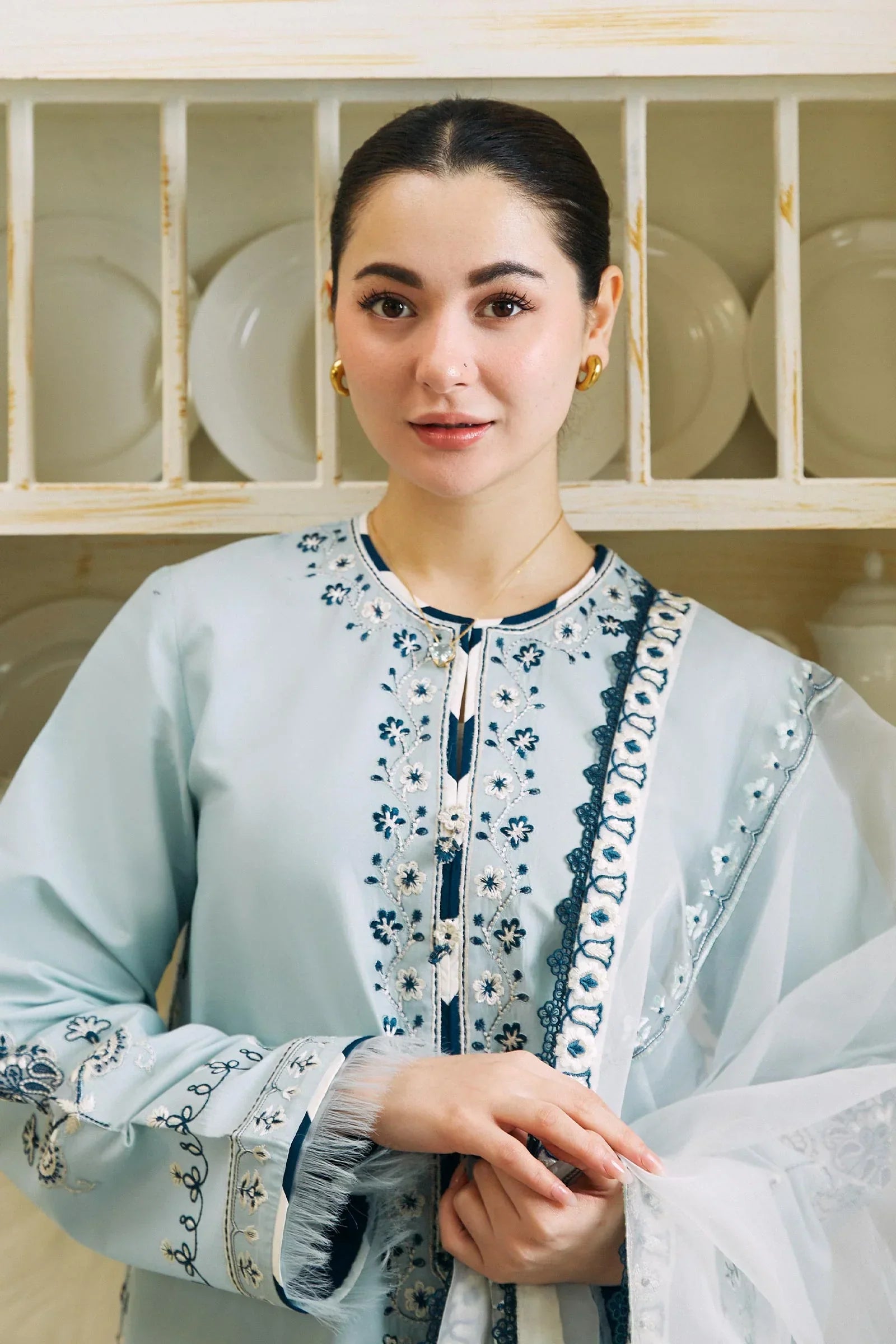 ZARA SHAHJAHAN - 3PC LAWN EMBROIDERED SHIRT WITH ORGANZA EMBROIDERED DUPATTA AND TROUSER - HZG2072