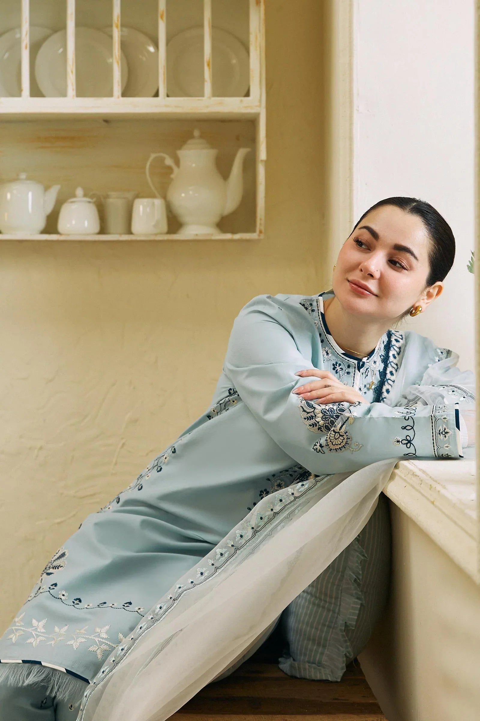 ZARA SHAHJAHAN - 3PC LAWN EMBROIDERED SHIRT WITH ORGANZA EMBROIDERED DUPATTA AND TROUSER - HZG2072