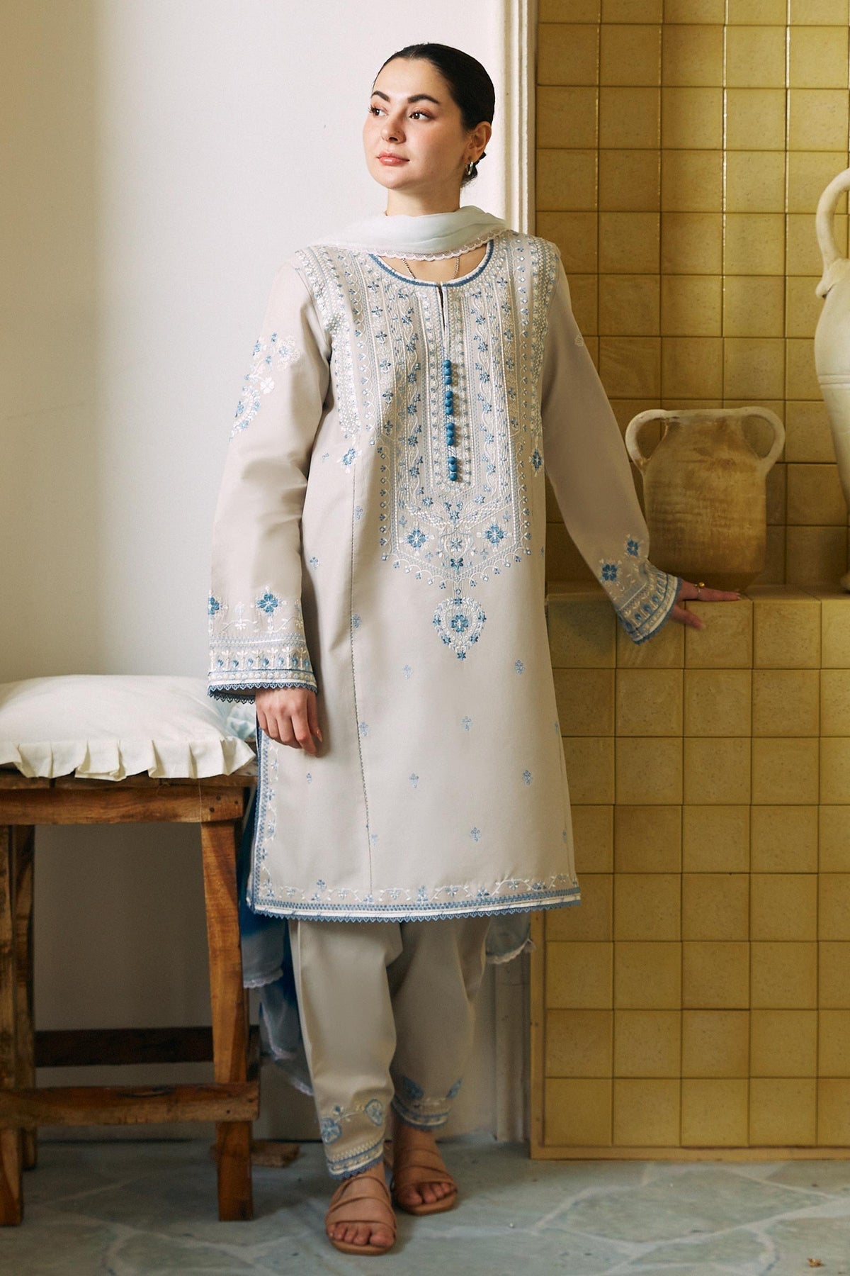 ZARA SHAH JAHAN - 3PC LAWN EMBROIDERED SHIRT WITH CHIFFON PRINTED DUPATTA AND TROUSER - HZG1571