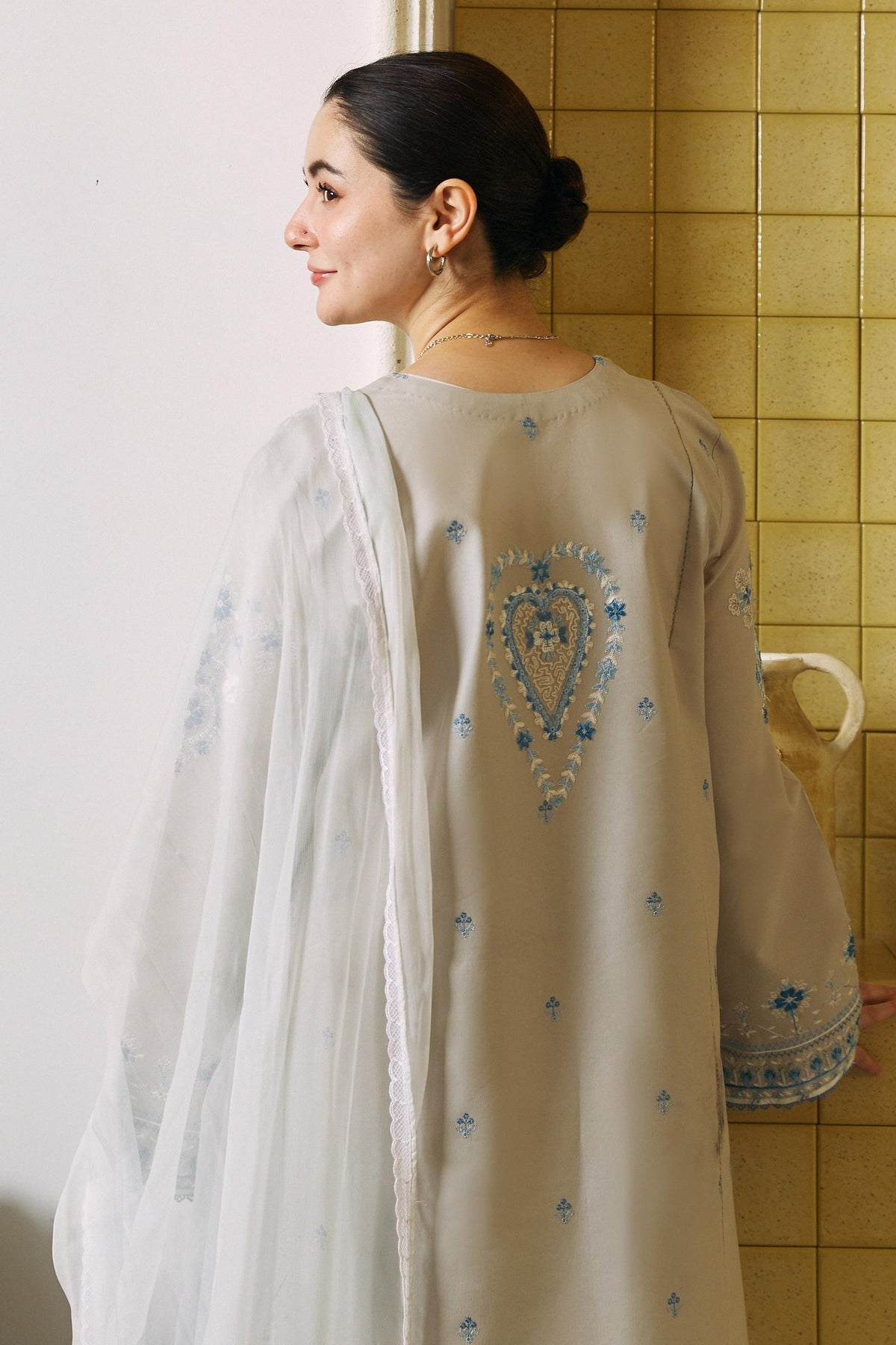 ZARA SHAH JAHAN - 3PC LAWN EMBROIDERED SHIRT WITH CHIFFON PRINTED DUPATTA AND TROUSER - HZG1571