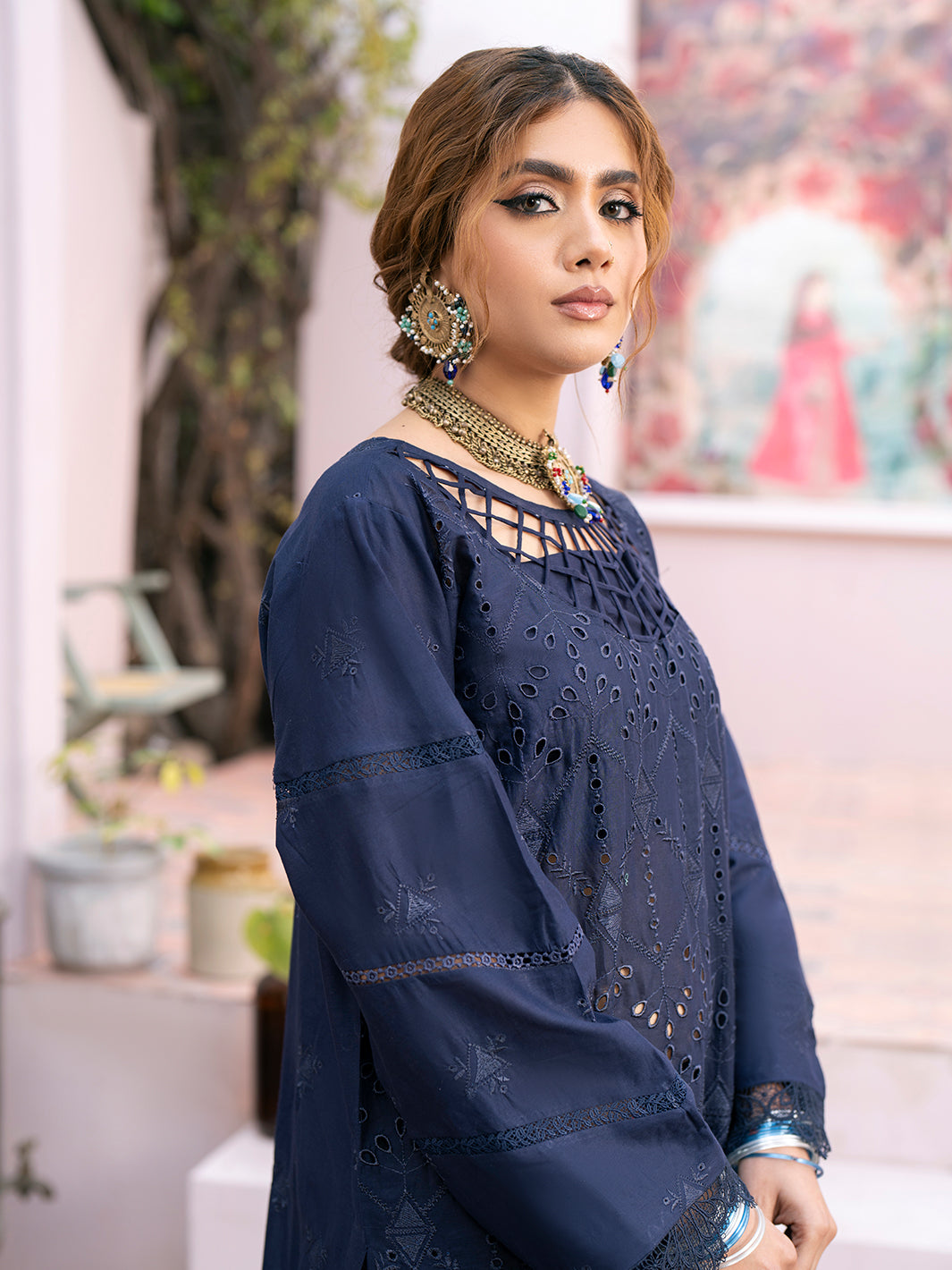 QALAMKAR - 3PC LAWN CHIKANKAARI EMBROIDERED SHIRT WITH PRINTED DUPATTA AND TROUSER - HZG1727