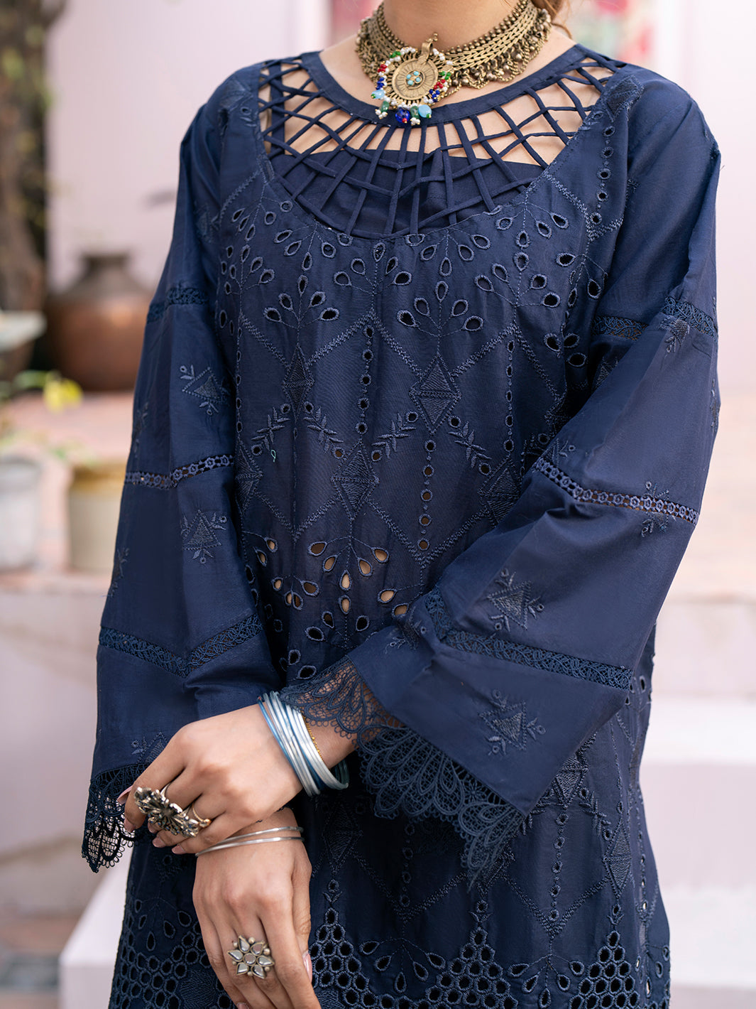 QALAMKAR - 3PC LAWN CHIKANKAARI EMBROIDERED SHIRT WITH PRINTED DUPATTA AND TROUSER - HZG1727
