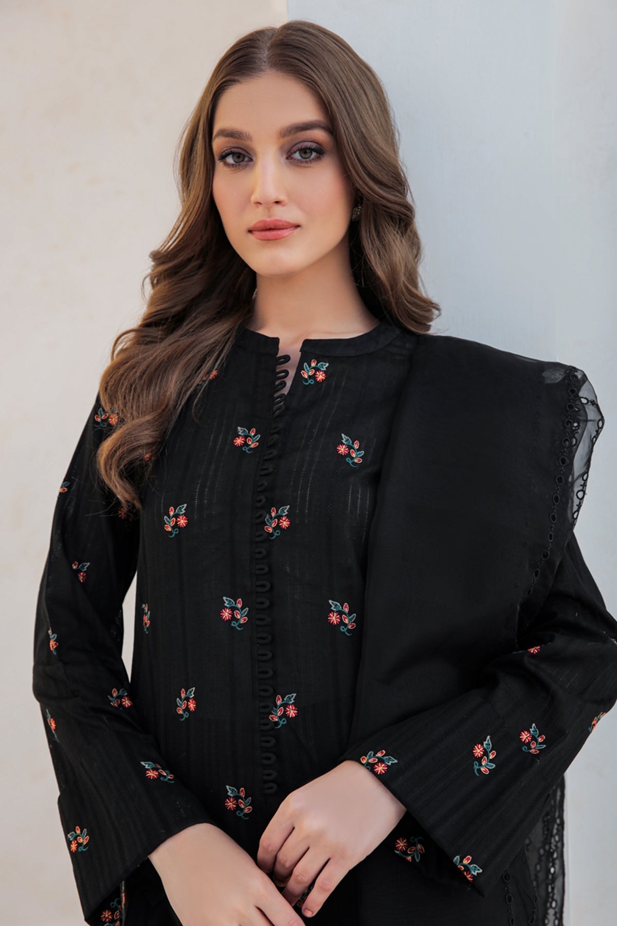 JAZMIN - 3PC CAMBRIC EMBROIDERED SHIRT AND ORGANZA EMBROIDERED DUPATTA WITH TROUSER - HZG1279