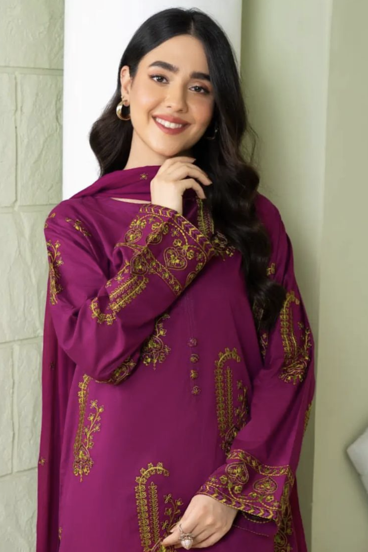 MOHAGNI - 3PC LAWN EMBROIDERED SHIRT WITH CHIFFON EMBROIDERED DUPATTA AND TROUSER - HZG2113