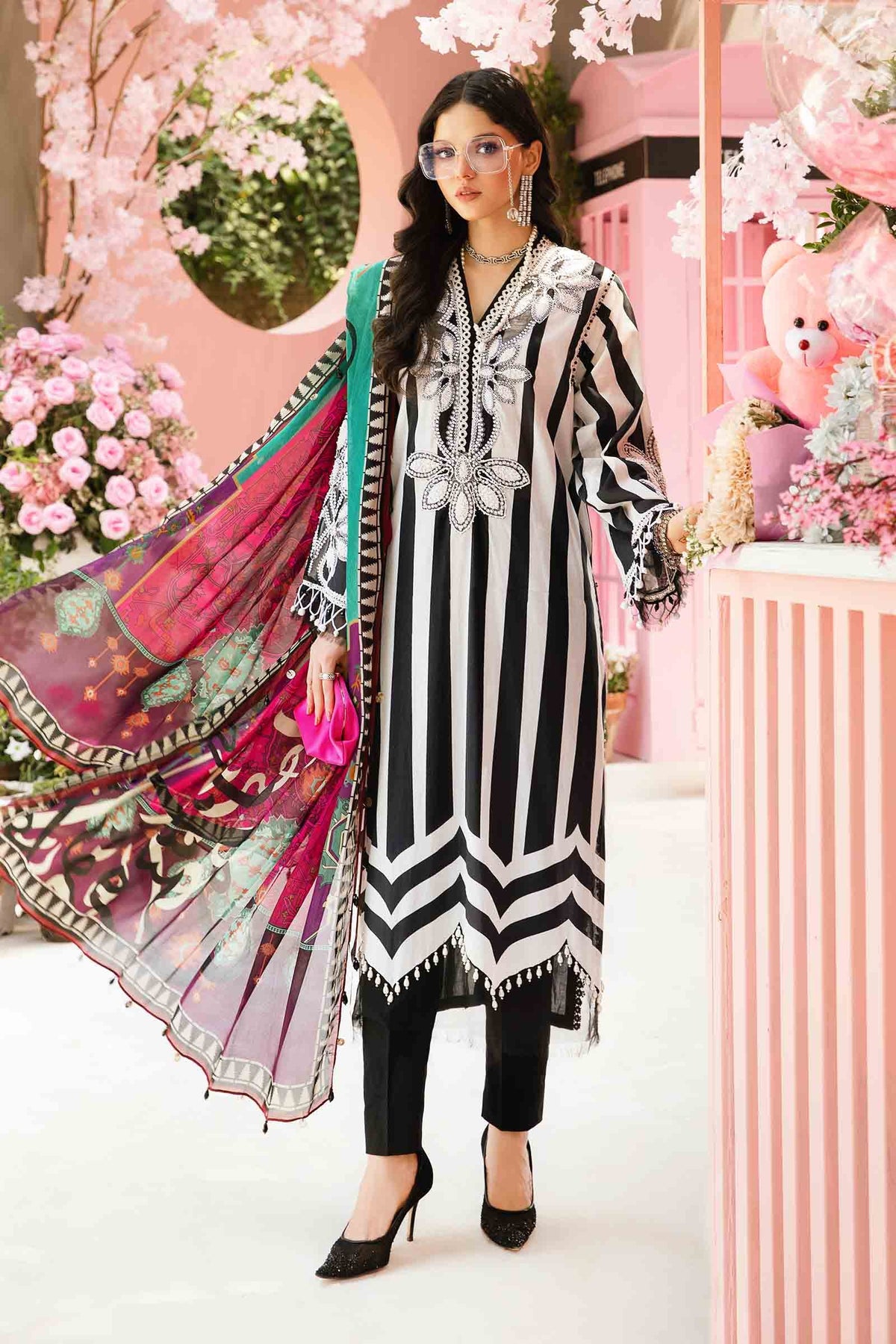 MARIA B - 3PC LAWN EMBROIDERED PRINTED SHIRT WITH CHIFFON PRINTED DUPATTA AND TROUSER - HZG2674