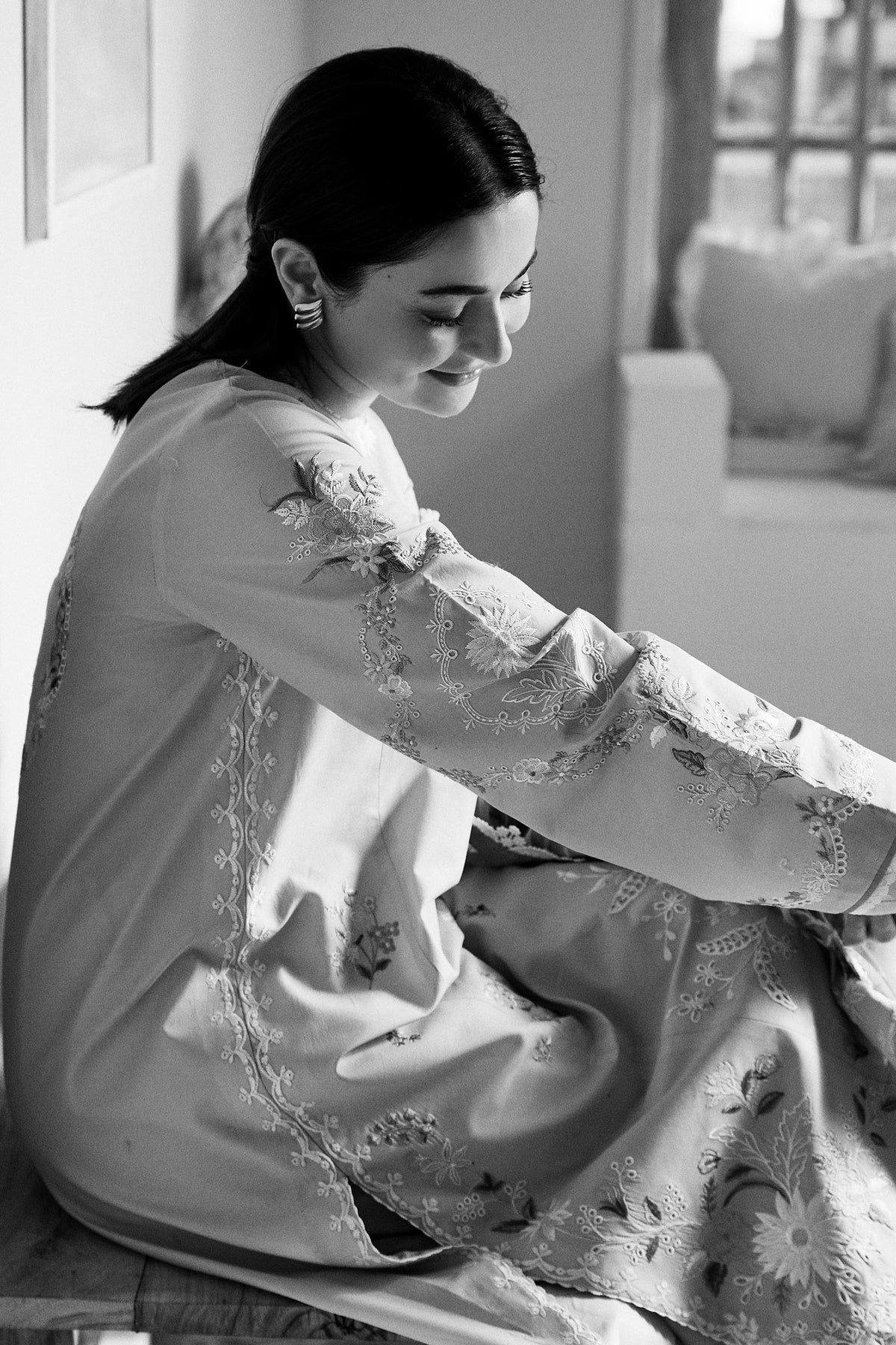 ZARA SHAH JAHAN - 3PC LAWN EMBROIDERED SHIRT WITH PRINTED DUPATTA AND TROUSER - HZG1575